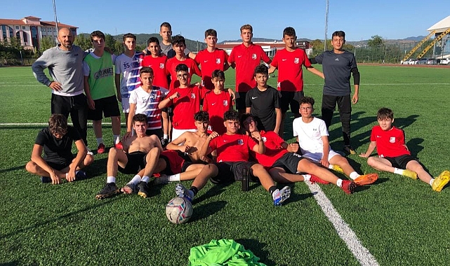 Bartın Gençlerbirliği U-16 Takımı Sezonu Açtı - SPOR - BARTIN HALK GAZETESİ